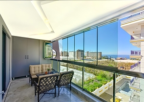 Квартира 1+1 с видом на море в районе Каргыджак