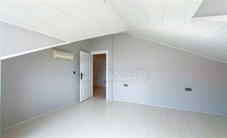 Квартира 3+1 в 200 м от моря в центре Аланьи