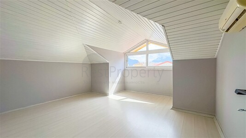 Квартира 3+1 в 200 м от моря в центре Аланьи