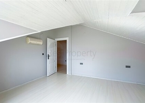 Квартира 3+1 в 200 м от моря в центре Аланьи