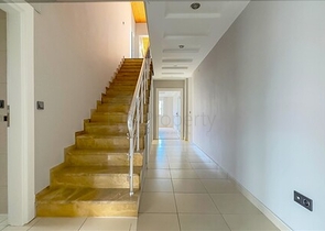 Квартира 3+1 в 200 м от моря в центре Аланьи