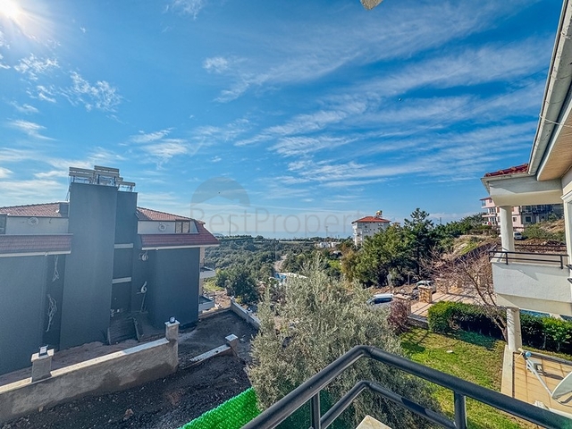 Продажа виллы с видом на море в Алании | 3 спальни, 170 м²