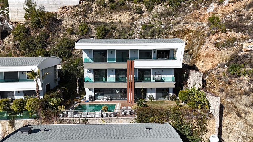 Вилла 4+1 в центре Алании 