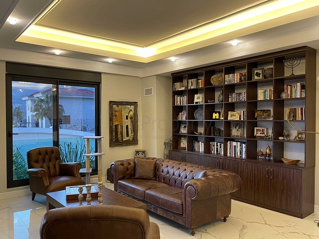 Вилла 4+1 в центре Алании 