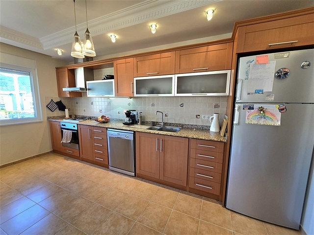 Просторная квартира 2+1 в Оба