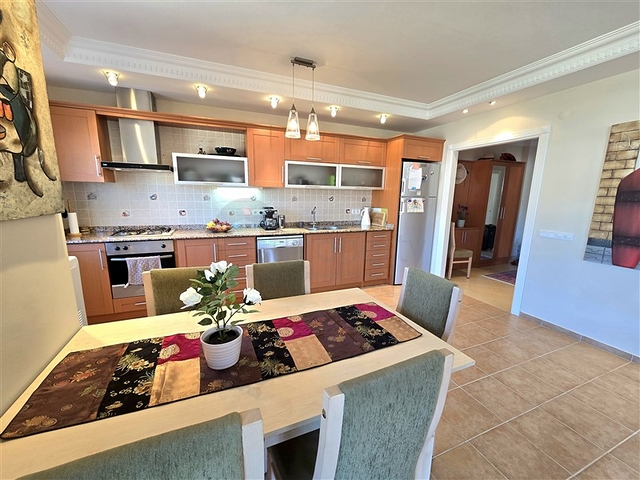 Просторная квартира 2+1 в Оба