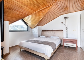 Вилла с панорамным видом на Средиземное море — идеальное пространство для жизни и отдыха