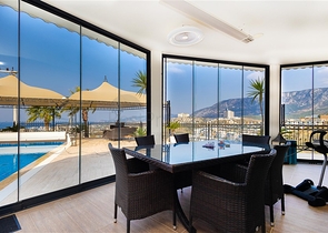 Вилла с панорамным видом на Средиземное море — идеальное пространство для жизни и отдыха