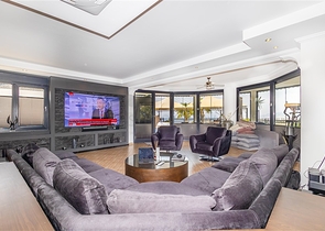 Вилла с панорамным видом на Средиземное море — идеальное пространство для жизни и отдыха