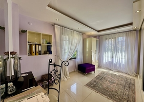 Уютная вилла с видом на море и садом в одном из самых живописных районов Аланьи