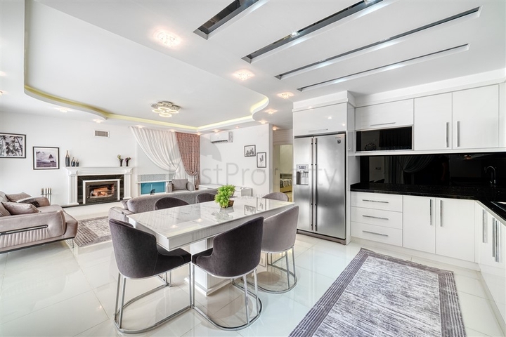 Просторная вилла с видом на море и полным комплектом удобств — идеальное сочетание роскоши и уюта