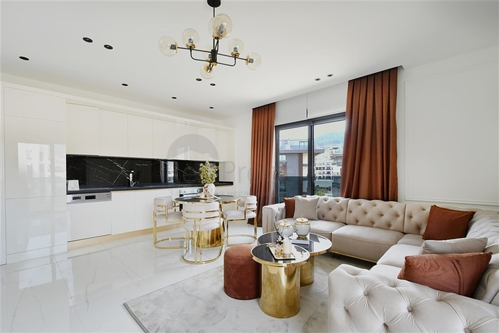 Трехкомнатная квартира в районе Оба