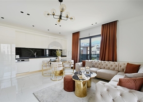 Трехкомнатная квартира в районе Оба