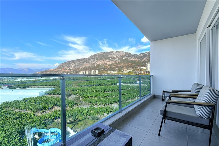 Пентхаус планировки 2+1 в Махмутларе