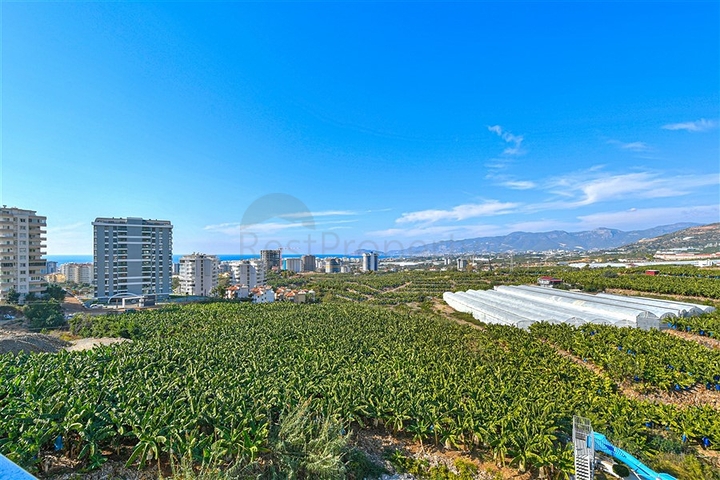 Пентхаус планировки 2+1 в Махмутларе