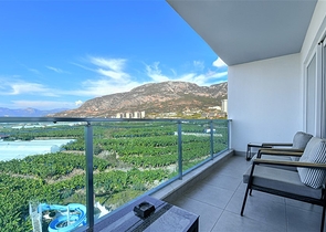 Пентхаус планировки 2+1 в Махмутларе