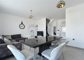 Пентхаус планировки 2+1 в Махмутларе