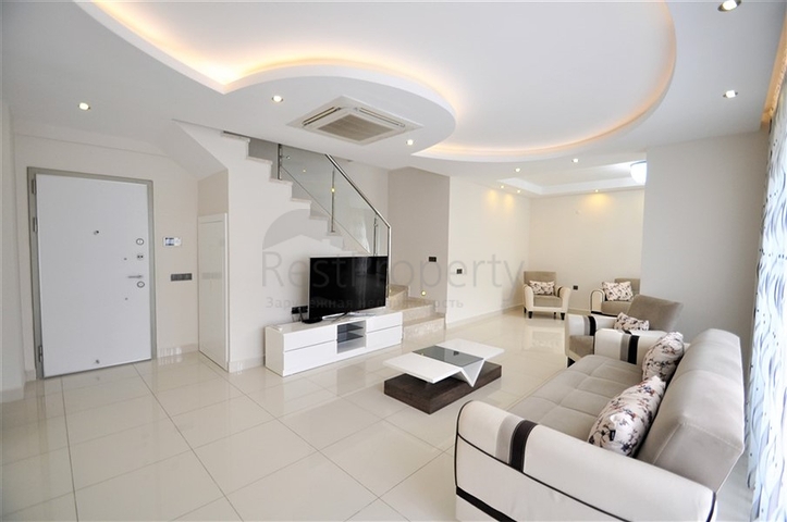 Апартаменты 2+1 в комплексе в 50 метрах от пляжа района Каргыджак