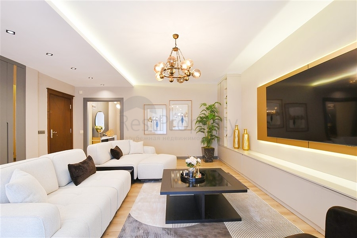 Трехкомнатная квартира в районе Тосмур