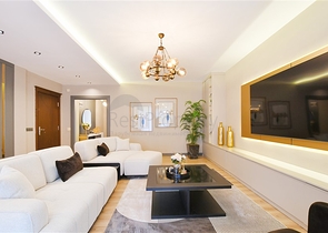 Трехкомнатная квартира в районе Тосмур