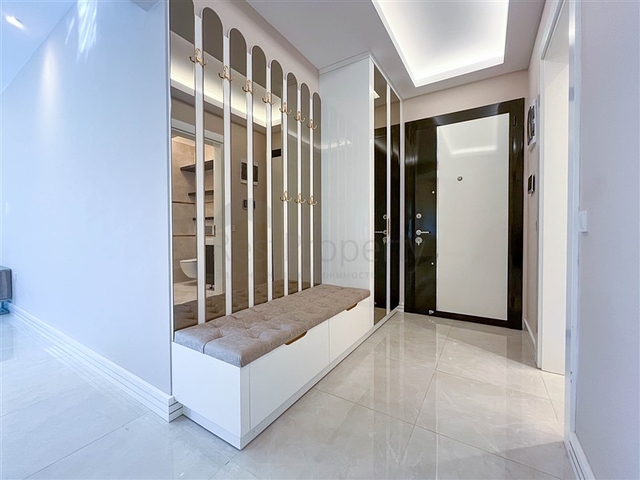 Квартира 2+1 с мебелью в комплексе Махмутлара