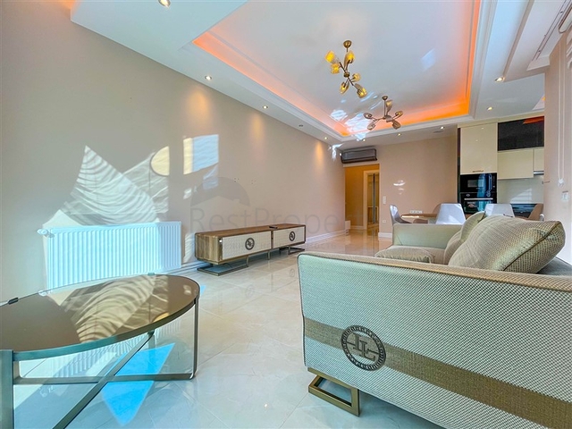 Квартира 2+1 с мебелью в комплексе Махмутлара