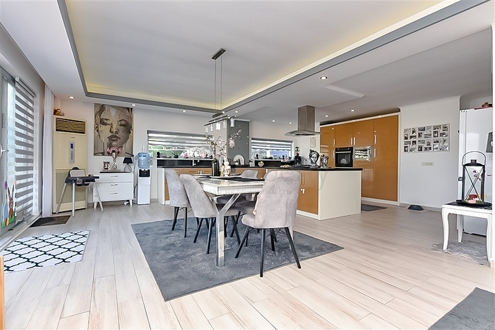 Роскошная вилла в окружении природы и комфорта