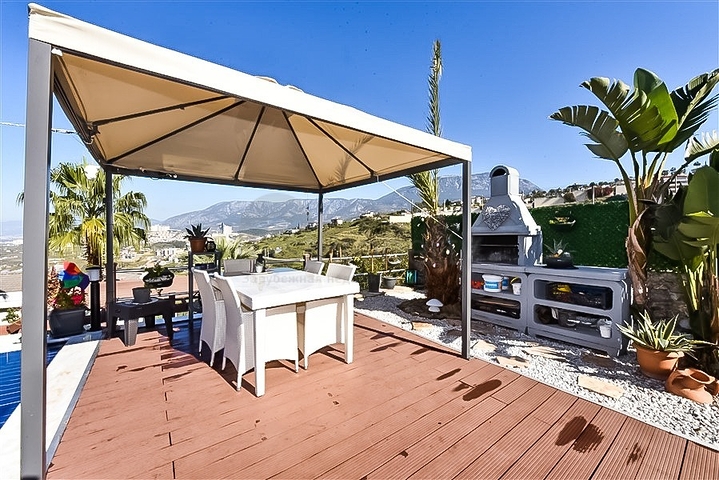 Роскошная вилла в окружении природы и комфорта