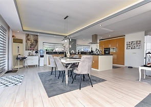 Роскошная вилла в окружении природы и комфорта