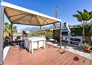 Роскошная вилла в окружении природы и комфорта