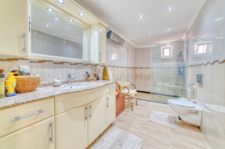 Квартира 3+1 в районе Махмутлар 