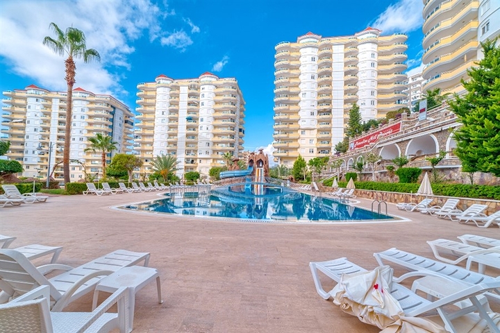 Квартира 3+1 в районе Махмутлар 