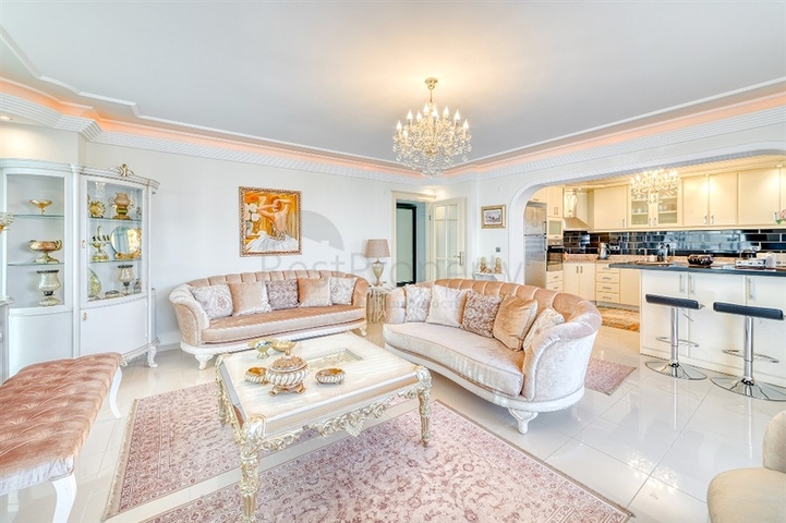 Квартира 3+1 в районе Махмутлар 