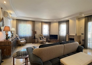 Меблированная вилла с видом на море в живописном районе Каргыджак