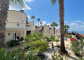 Меблированная вилла с видом на море в живописном районе Каргыджак