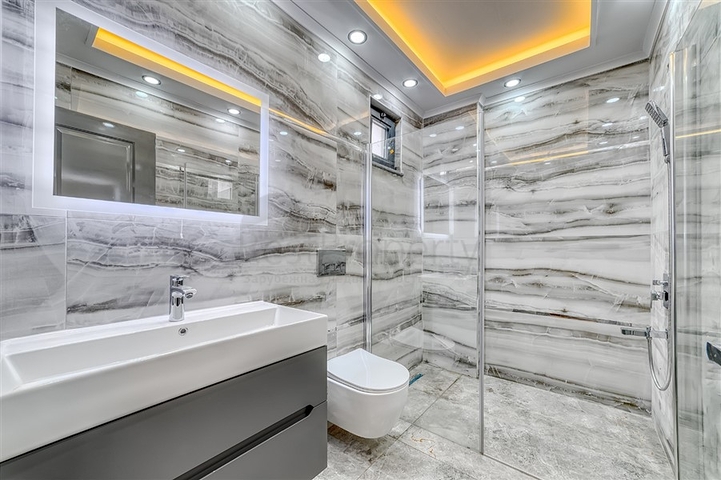 Современная роскошная вилла в центре Джикджилли с панорамным видом на море