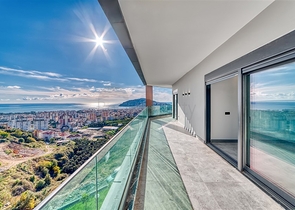 Современная роскошная вилла в центре Джикджилли с панорамным видом на море