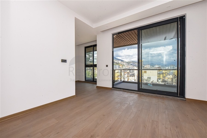 Пентхаус с видом на море в сердце Аланьи 