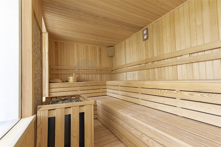 Уютная меблированная квартира 1+1 у моря в развитом комплексе