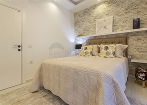 Уютная меблированная квартира 1+1 у моря в развитом комплексе