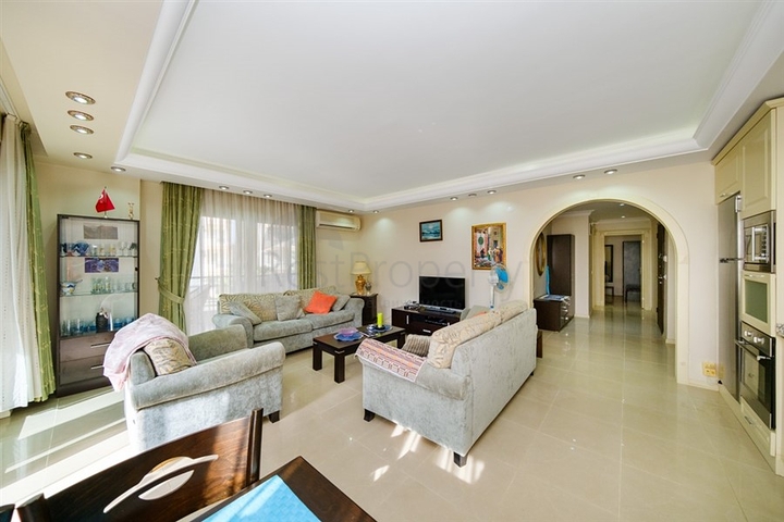 Квартира 2+1 в районе Махмутлар в шаговой доступности до моря