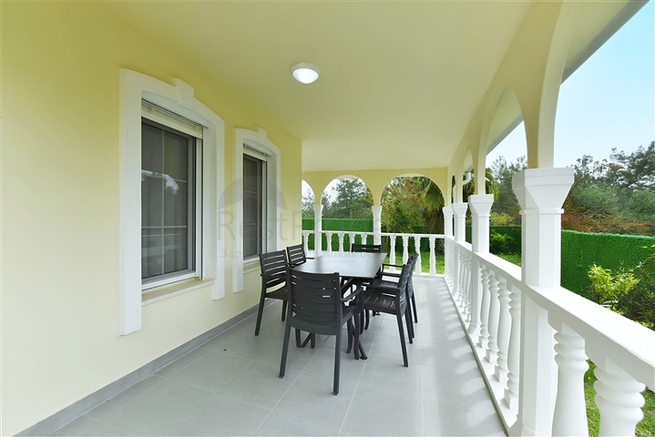 Вилла класса люкс с панорамным видом и полной инфраструктурой в сердце природы