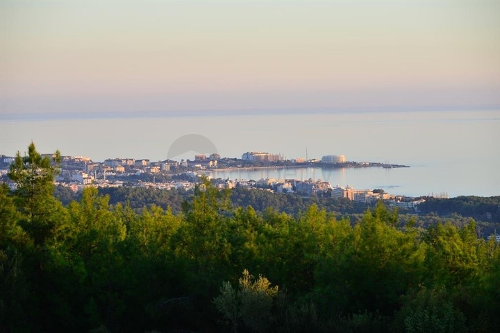 Вилла класса люкс с панорамным видом и полной инфраструктурой в сердце природы