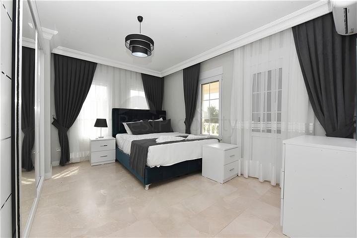 Вилла класса люкс с панорамным видом и полной инфраструктурой в сердце природы