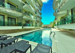 Уютная квартира 1+1 в самом центре Аланьи — идеальный вариант для аренды у моря