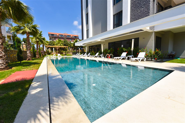 Просторный пентхаус с мебелью в престижном районе Оба