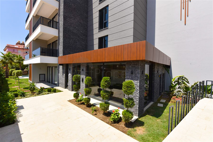 Просторный пентхаус с мебелью в престижном районе Оба