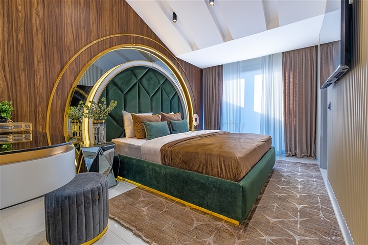 Просторный пентхаус с мебелью в престижном районе Оба