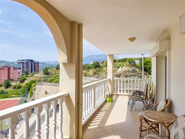 Просторная квартира 2+1 с видом на море в тихом районе Алании 