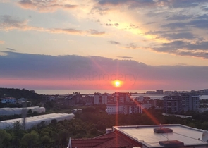 Просторная квартира 2+1 с видом на море в тихом районе Алании 